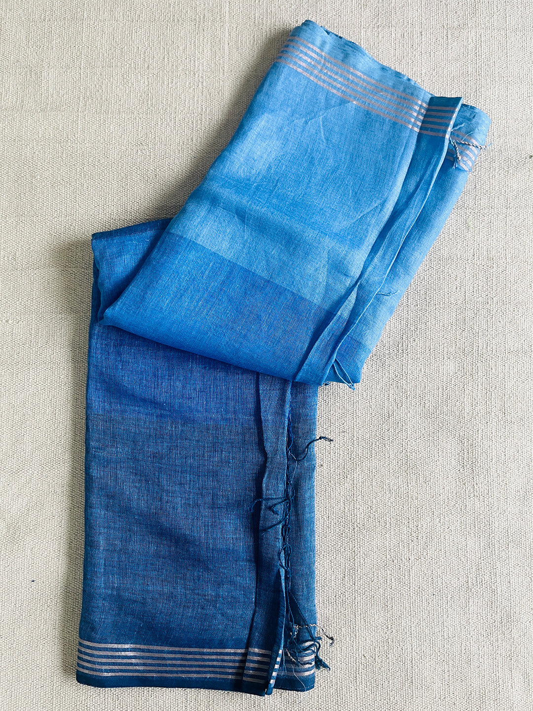 HANDWOVEN OMBRE LINEN SAREE- BLUE SKY