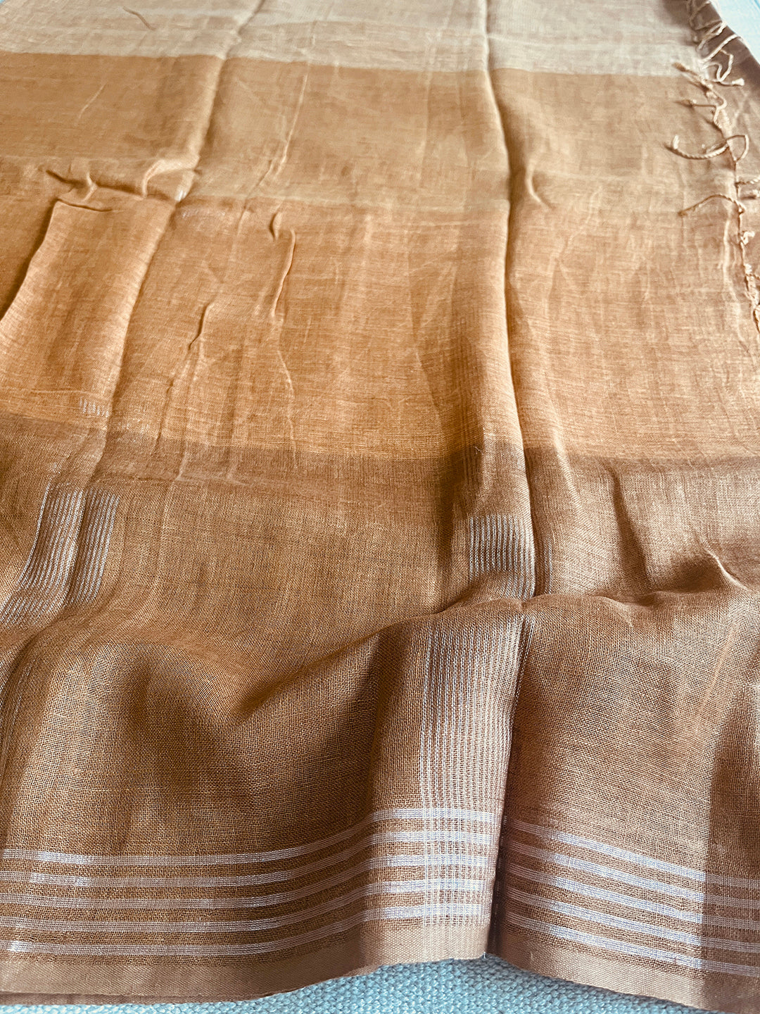 HANDWOVEN OMBRE LINEN SAREE- EARTHY TONE