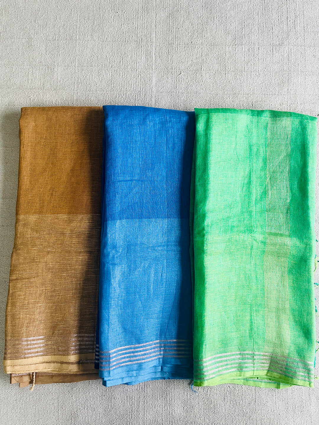 HANDWOVEN OMBRE LINEN SAREE- BLUE SKY