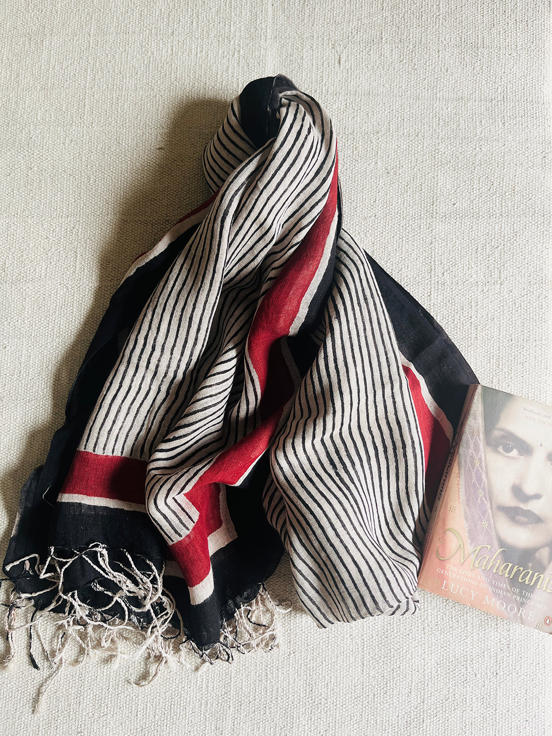 "NEVER ORDINARY" STRIPE LINEN DUPATTA
