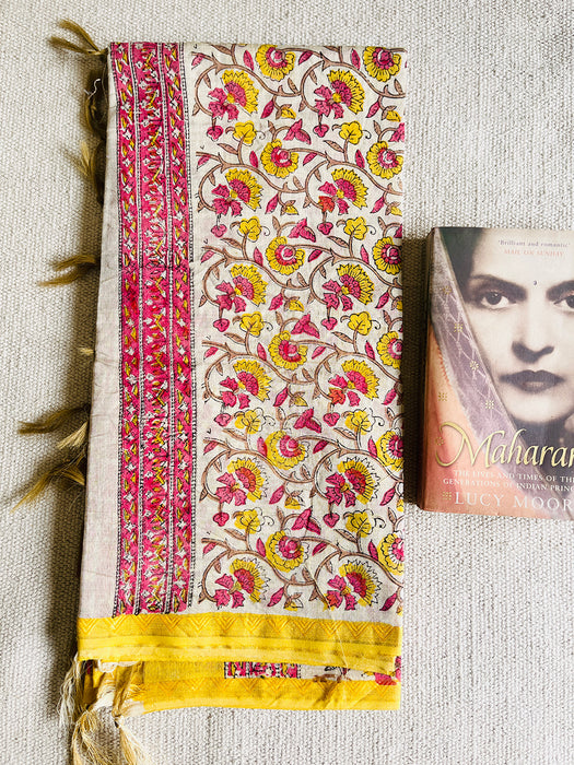"BIG FLORAL BUNCHES" COTTON DUPATTA