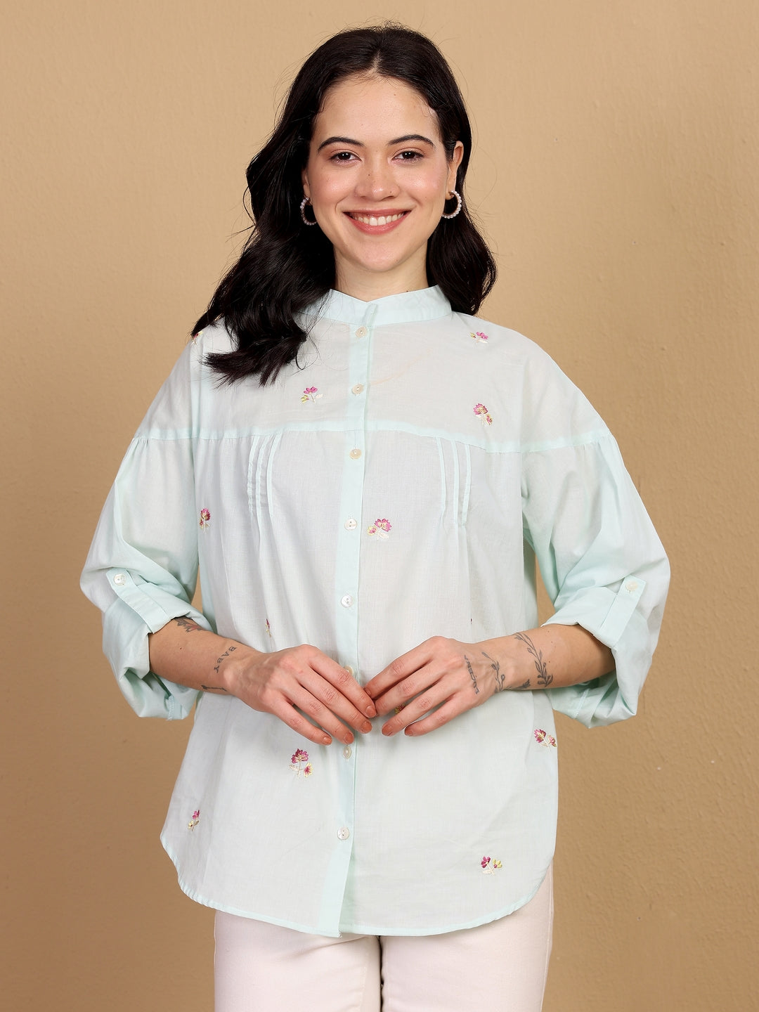 "WHERE EASY MEETS BREEZY" embroidered Boxy Shirt (AQUA)