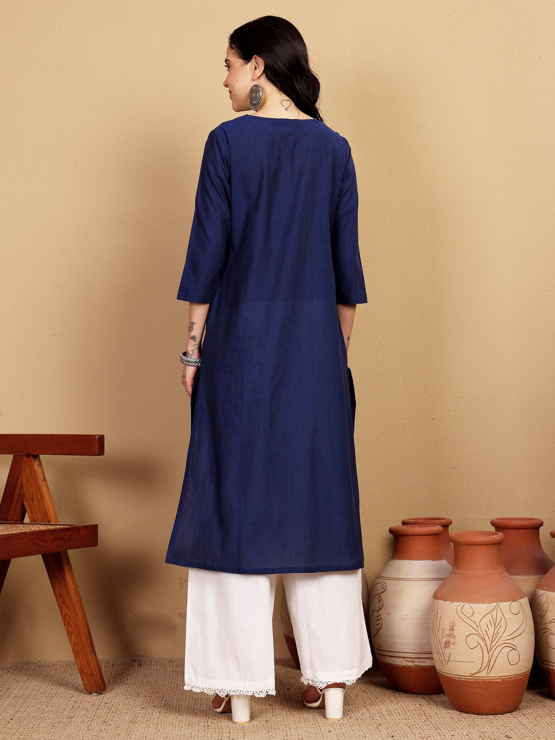 "ALL YEAR ESSENTIAL" Pichwai cows embroidered Kurta Indigo