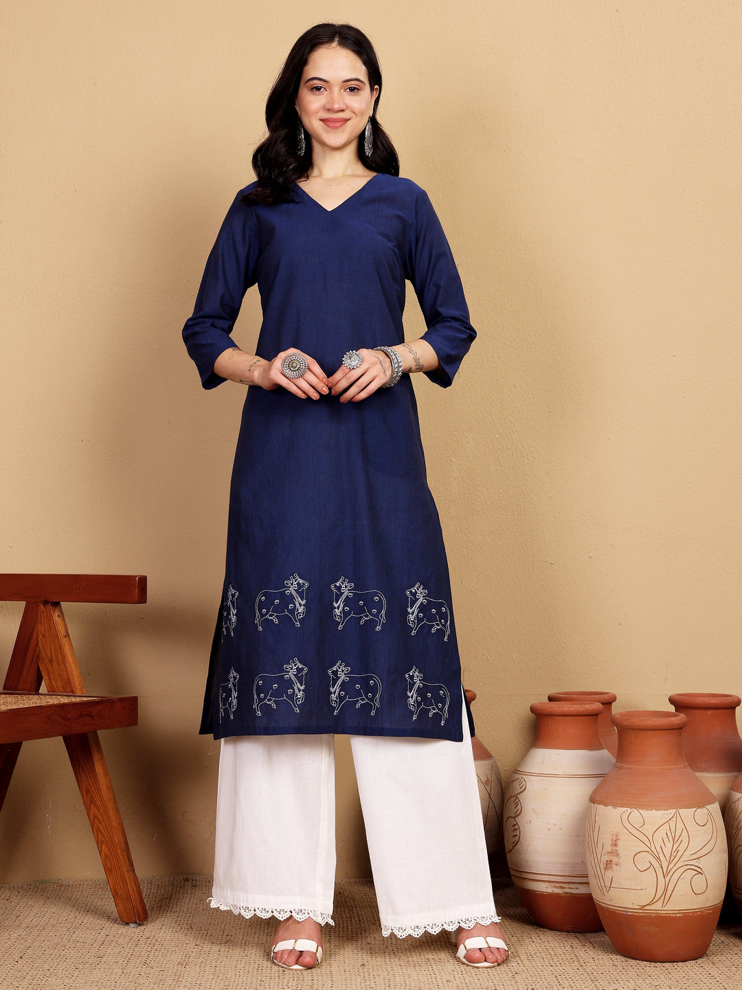 "ALL YEAR ESSENTIAL" Pichwai cows embroidered Kurta Indigo