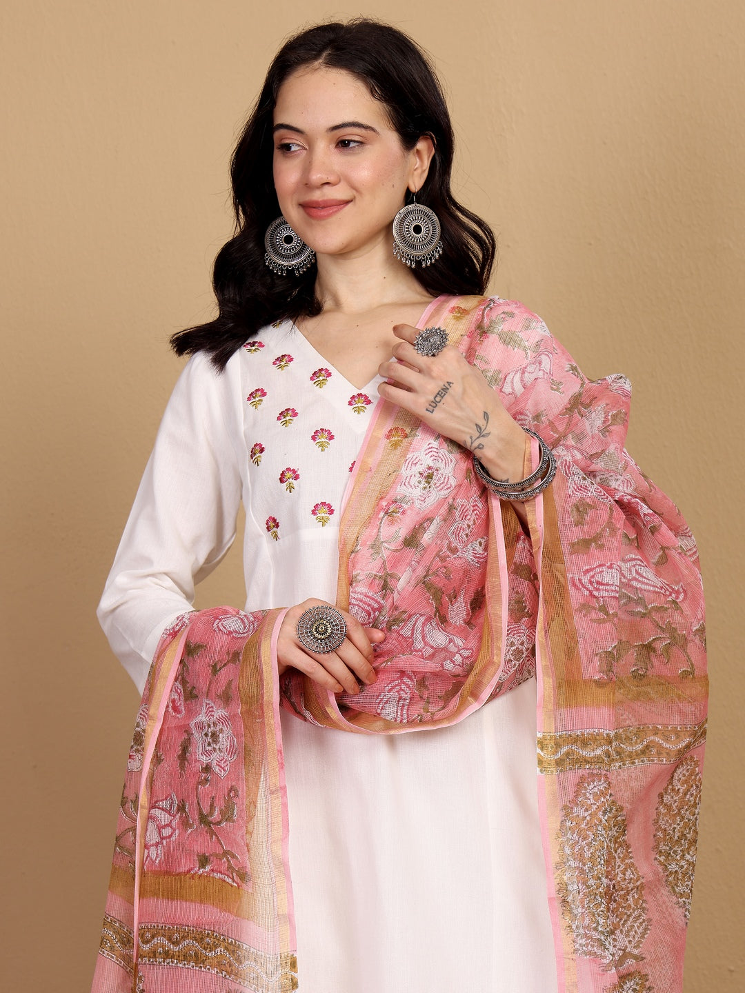 "SCENT OF SUMMER" floral embroidered yoke Kurta ((Off-white)
