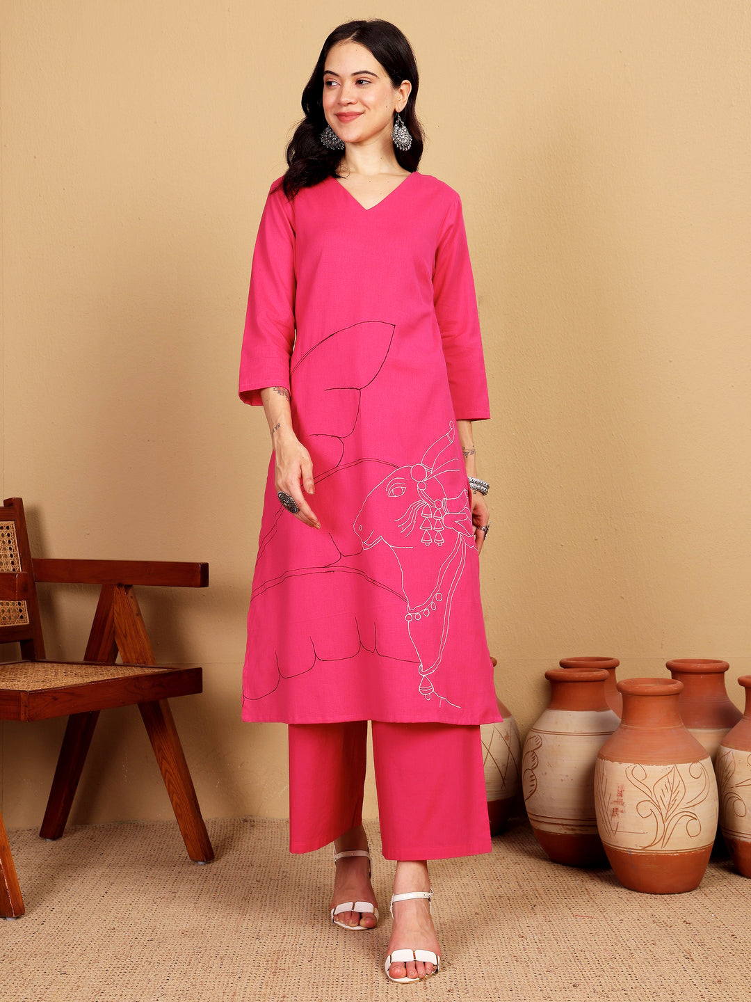 "SKIP THE ORDINARY" placement embroidery Kurta (Fuschia)