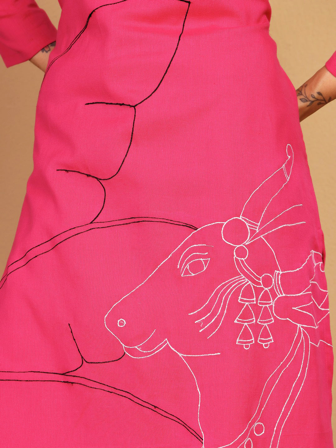 "SKIP THE ORDINARY" placement embroidery Kurta (Fuschia)