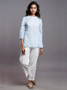 TAPERED HEM PLEATED PANTS- MOM