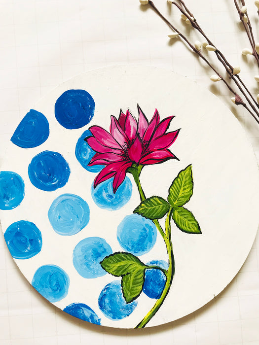 Say it with "POLKAS & FLOWERS" wall plate