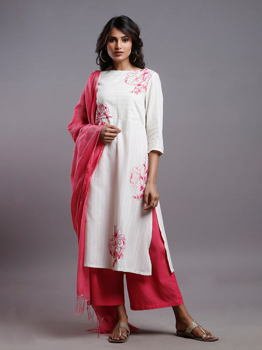 SOLD OUT- STRIPE FLORAL EMBD KURTA