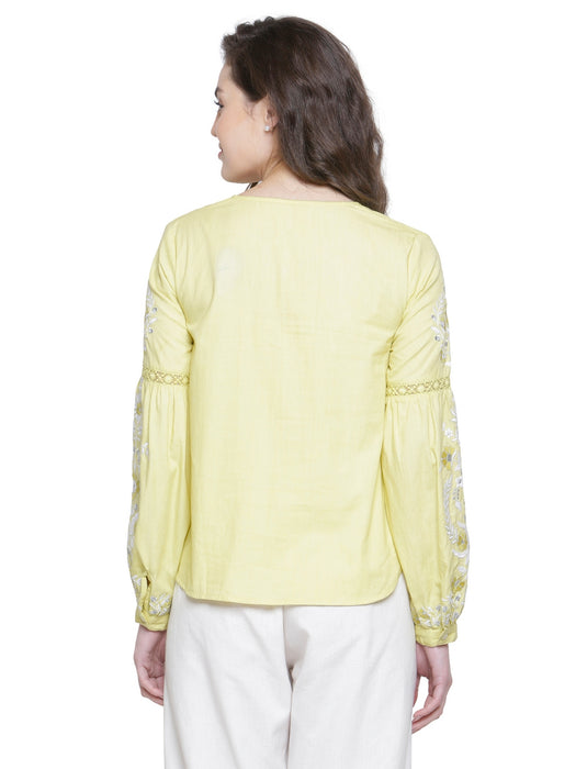 SOLD OUT- EMBROIDERED LACE DETAIL TOP