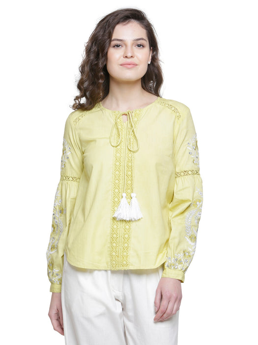 SOLD OUT- EMBROIDERED LACE DETAIL TOP