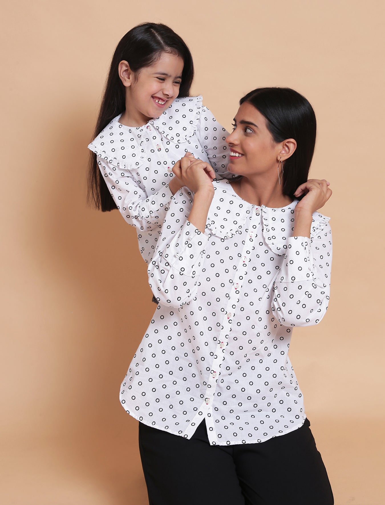 Big Collar B&W Top Women's