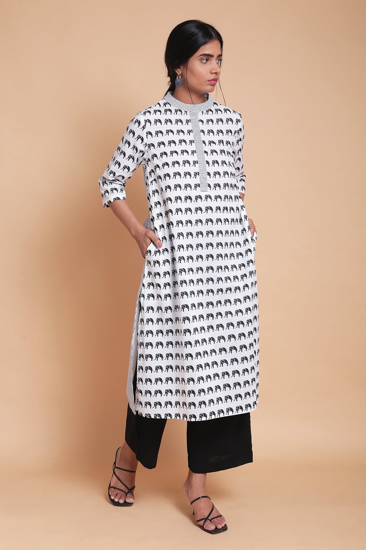 Printed B&W Kurta With Side Pockets